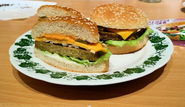 Abbelen Falafel Burger